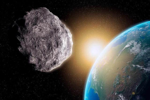 NASA Detects 5 Asteroids Passing Earth in 2 Days